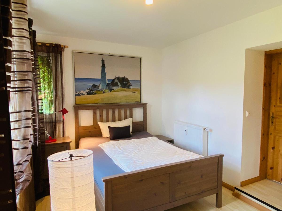 Apartment Emil Im Eg Mit Garten In Suhl Εξωτερικό φωτογραφία