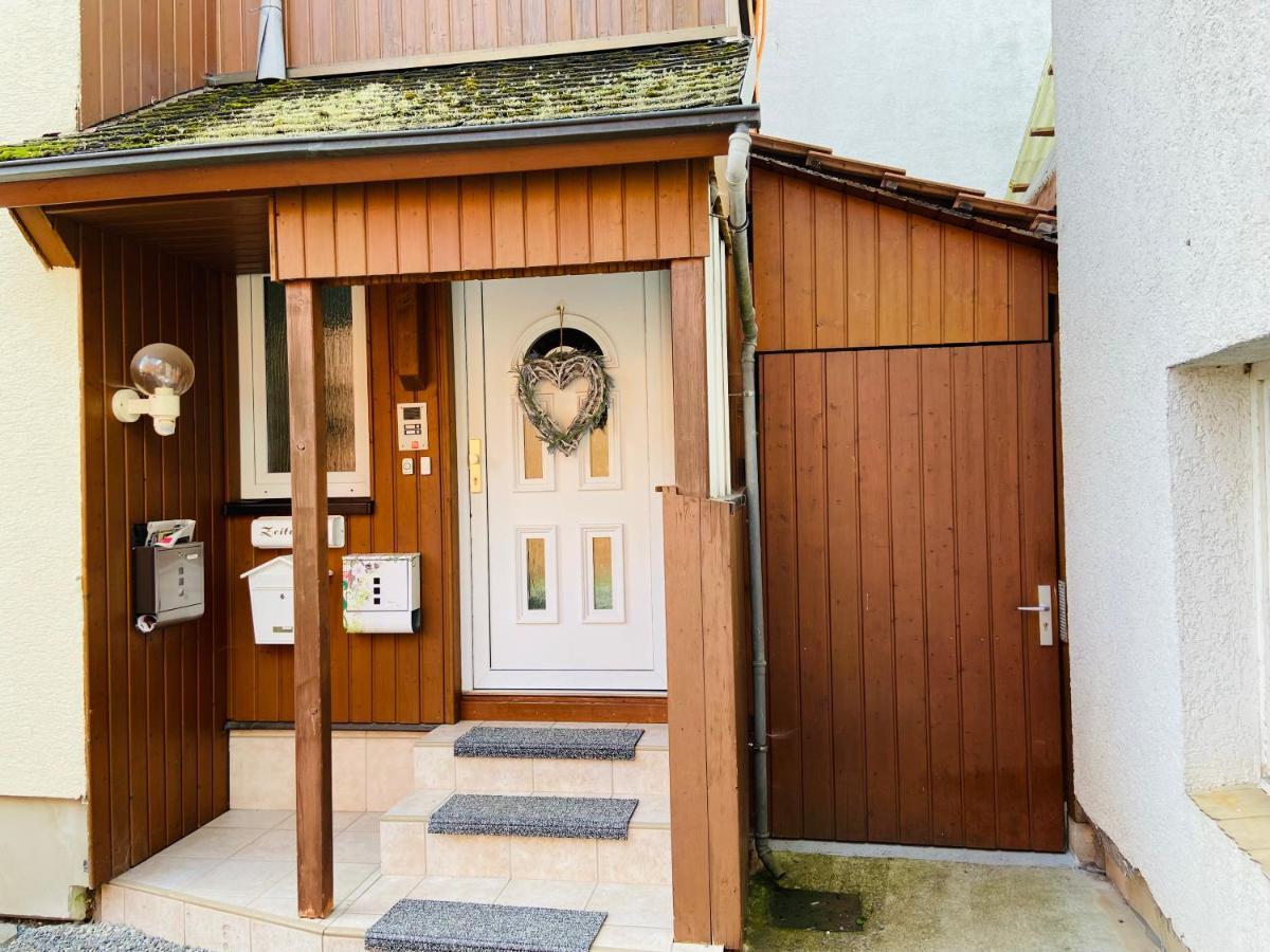 Apartment Emil Im Eg Mit Garten In Suhl Εξωτερικό φωτογραφία